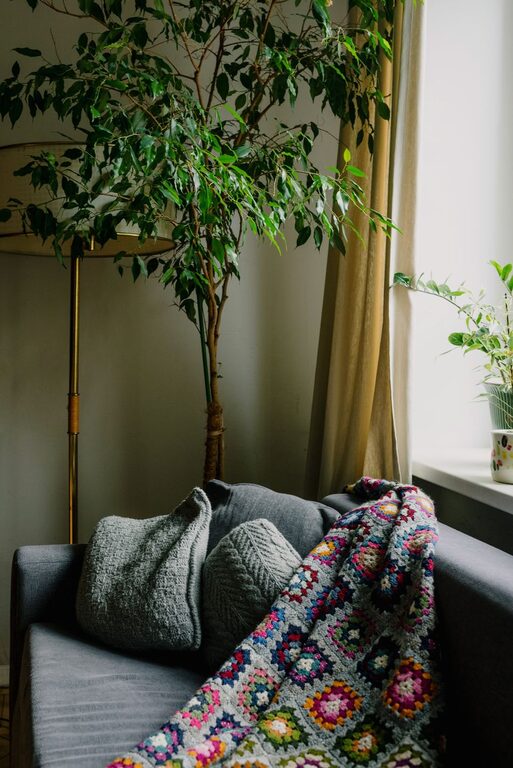 Affordable Ideas to Create a Cozy and Inviting Living Space